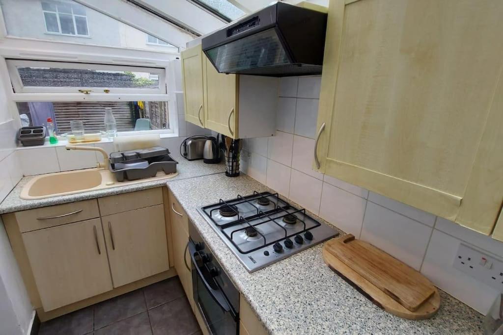Private Guest Rooms In Tooting Лондон Екстер'єр фото